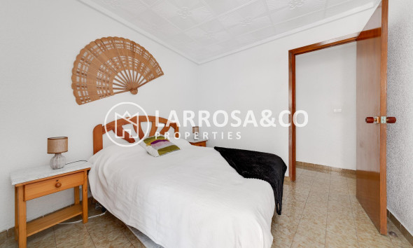 Reventa - Apartamento - Torrevieja - Playa del cura