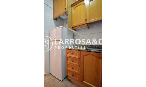 Resale - Apartment - Guardamar del Segura - MERCADONA