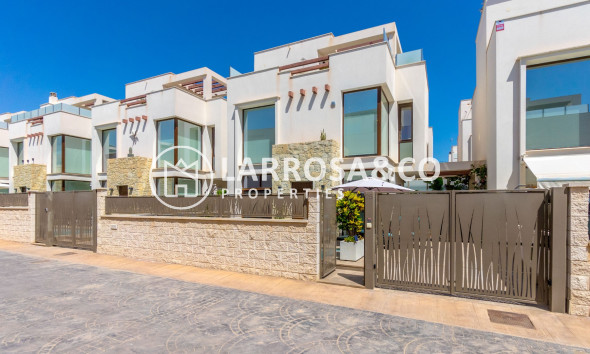 Resale - Detached House/Villa - Ciudad Quesada - Pueblo Bravo