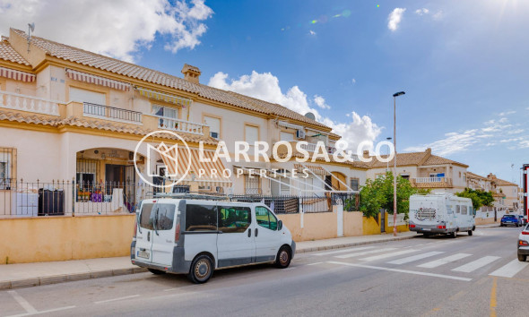 Reventa - Bungalow - Torrevieja - Aguas nuevas 2