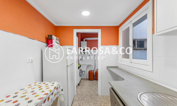 Resale - Apartment - Torrevieja - Los Locos Beach