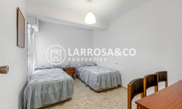 Reventa - Apartamento - Torrevieja - Playa Los Locos