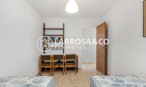 Resale - Apartment - Torrevieja - Los Locos Beach