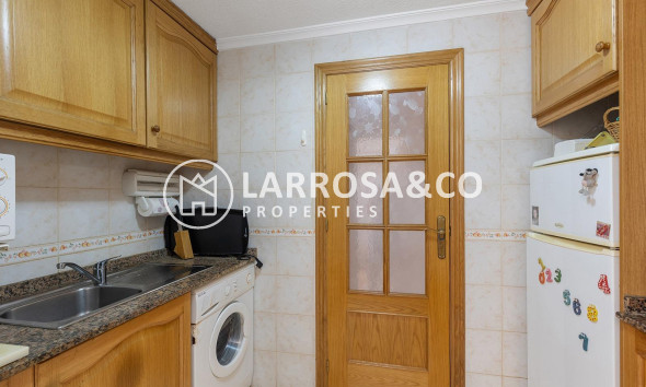 Resale - Apartment - Torrevieja - Parque las naciones