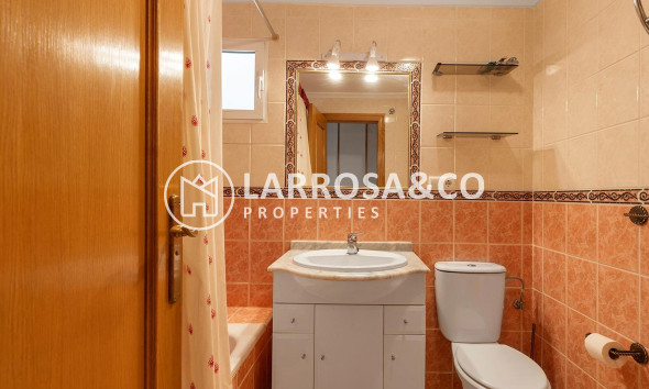 Resale - Apartment - Torrevieja - Parque las naciones