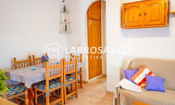 Resale - Apartment - Torrevieja - Playa de los Naufragos