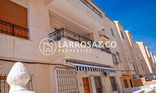 Resale - Apartment - Torrevieja - Playa de los Naufragos