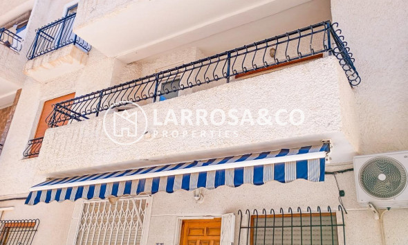 Resale - Apartment - Torrevieja - Playa de los Naufragos