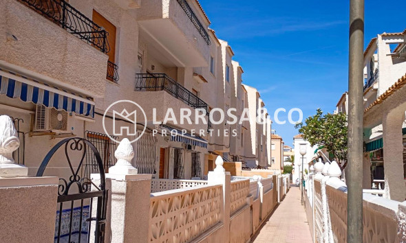 Resale - Apartment - Torrevieja - Playa de los Naufragos