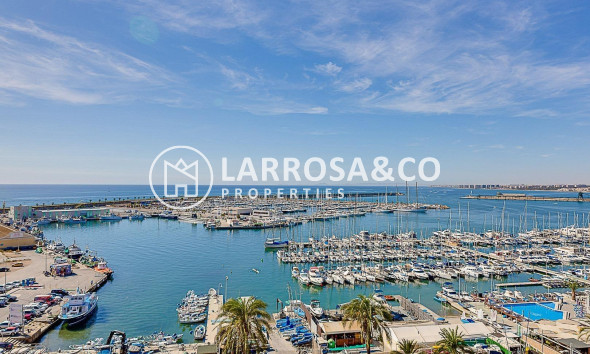 Resale - Apartment - Torrevieja - Playa de los Naufragos