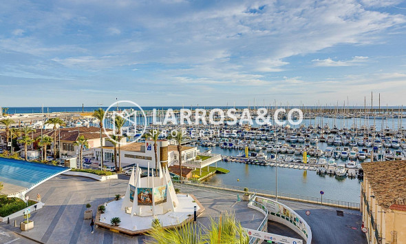 Resale - Apartment - Torrevieja - Playa de los Naufragos