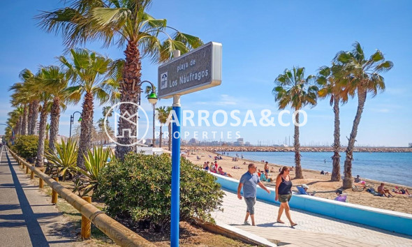 Resale - Apartment - Torrevieja - Playa de los Naufragos