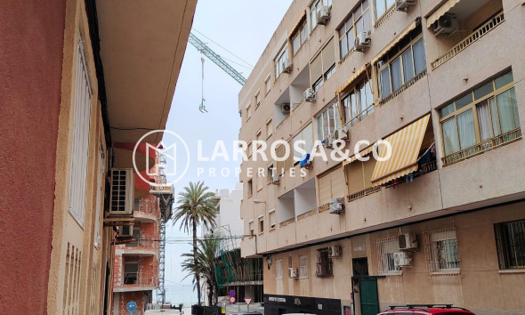 Resale - Apartment - Torrevieja - Los Locos Beach