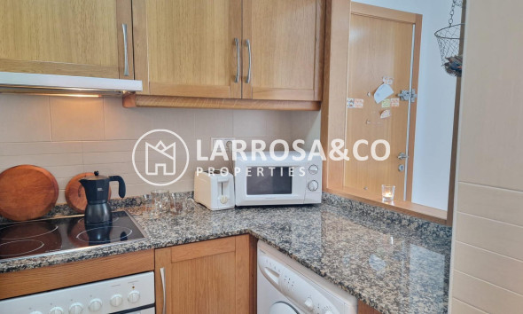 Resale - Apartment - Torrevieja - Playa del cura