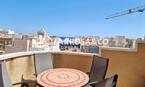 Resale - Apartment - Torrevieja - Playa del cura