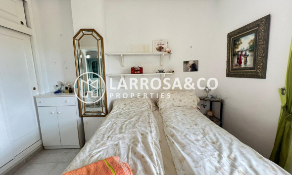 Resale - Bungalow - Torrevieja - Torreblanca