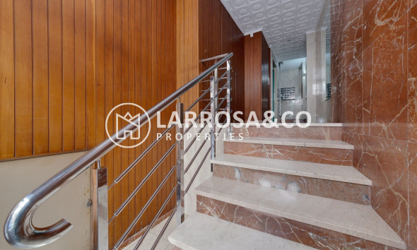 Resale - Apartment - Torrevieja - Los Balcones