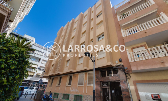 Resale - Apartment - Torrevieja - Los Balcones