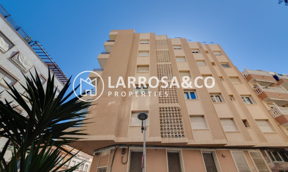 Resale - Apartment - Torrevieja - Los Balcones