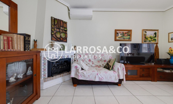 Resale - Detached House/Villa - San Miguel de Salinas - Pueblo