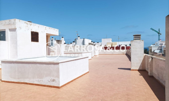 Herverkoop - Apartment - Torrevieja - Los Locos Beach