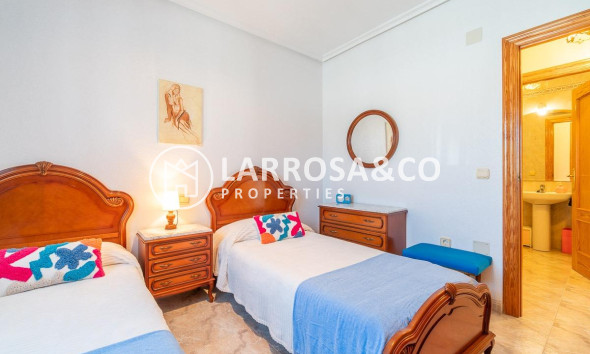 Reventa - Chalet - Orihuela costa - Playa Flamenca