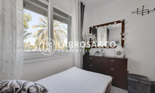 Herverkoop - Semi-detached house - Torrevieja - Calas blanca