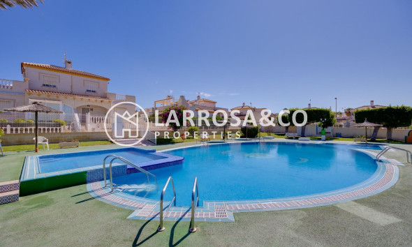 Resale - Semi-detached house - Torrevieja - Torre del moro