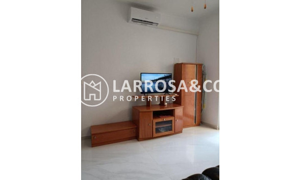 Resale - Apartment - Torrevieja - Playa del cura