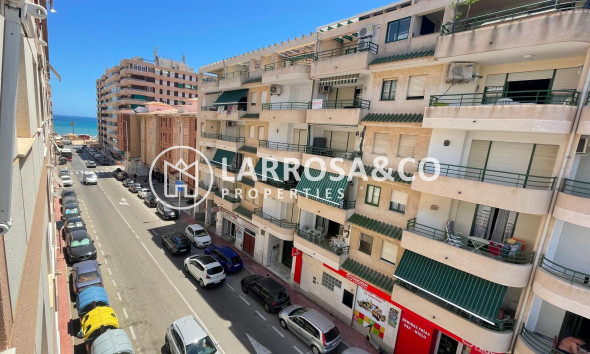 Resale - Apartment - Torrevieja - La Mata