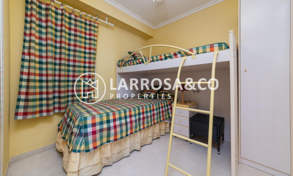 Resale - Apartment - Torrevieja - Playa del cura