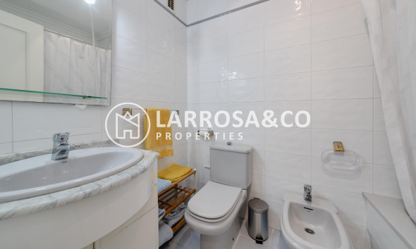 Reventa - Apartamento - Torrevieja - Playa del cura