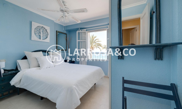 Resale - Apartment - Torrevieja - Playa del cura