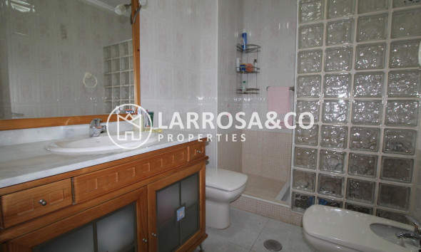 Resale - Apartment - Torrevieja - Playa del cura