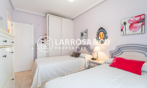 Resale - Apartment - Orihuela costa - La Zenia