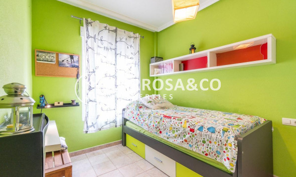 Resale - Apartment - Orihuela costa - La Zenia