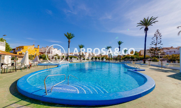 Herverkoop - Villa - Torrevieja - La siesta