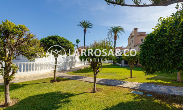 A Vendre - Villa - Torrevieja - La siesta