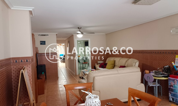 Herverkoop - Apartment - Elche