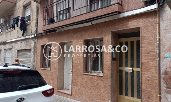 Herverkoop - Apartment - Elche