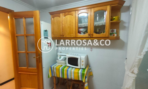 Resale - Apartment - Torrevieja - Playa del cura