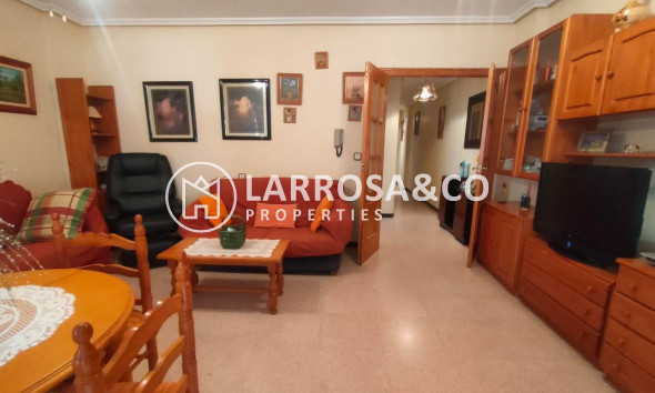 Resale - Apartment - Torrevieja - Playa del cura