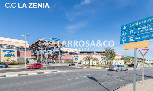 Reventa - Chalet - Orihuela costa - La Zenia