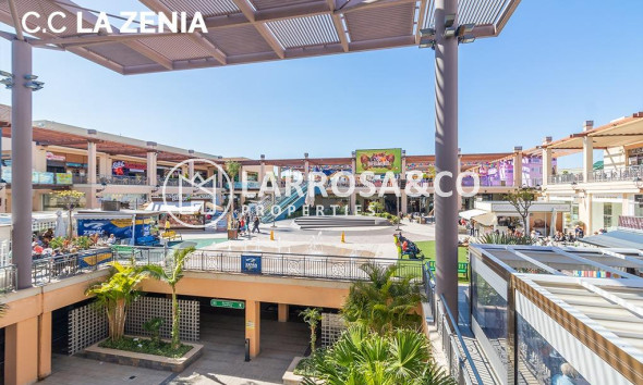 Reventa - Chalet - Orihuela costa - La Zenia