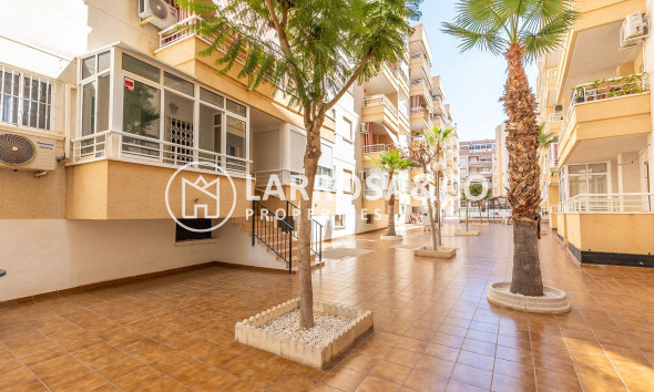 A Vendre - Apartment - Torrevieja - Estacion de autobuses