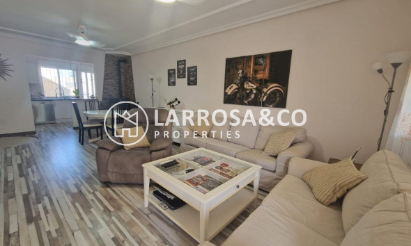 Resale - Detached House/Villa - San Miguel de Salinas - El galán