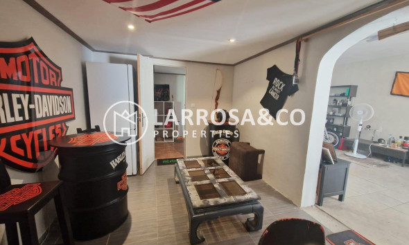 Resale - Detached House/Villa - San Miguel de Salinas - El galán