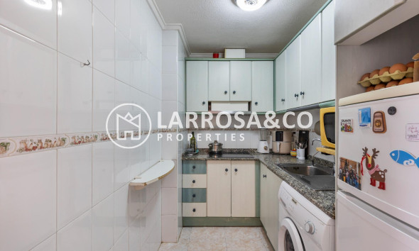 Resale - Apartment - Torrevieja - Nueva Torrevieja