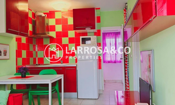 Resale - Apartment - Torrevieja - La Mata