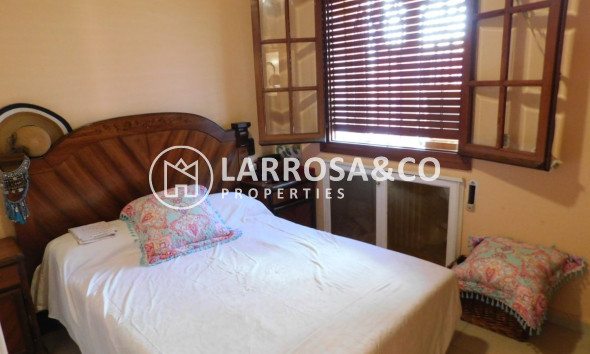 A Vendre - Villa - Torrevieja - Nueva Torrevieja